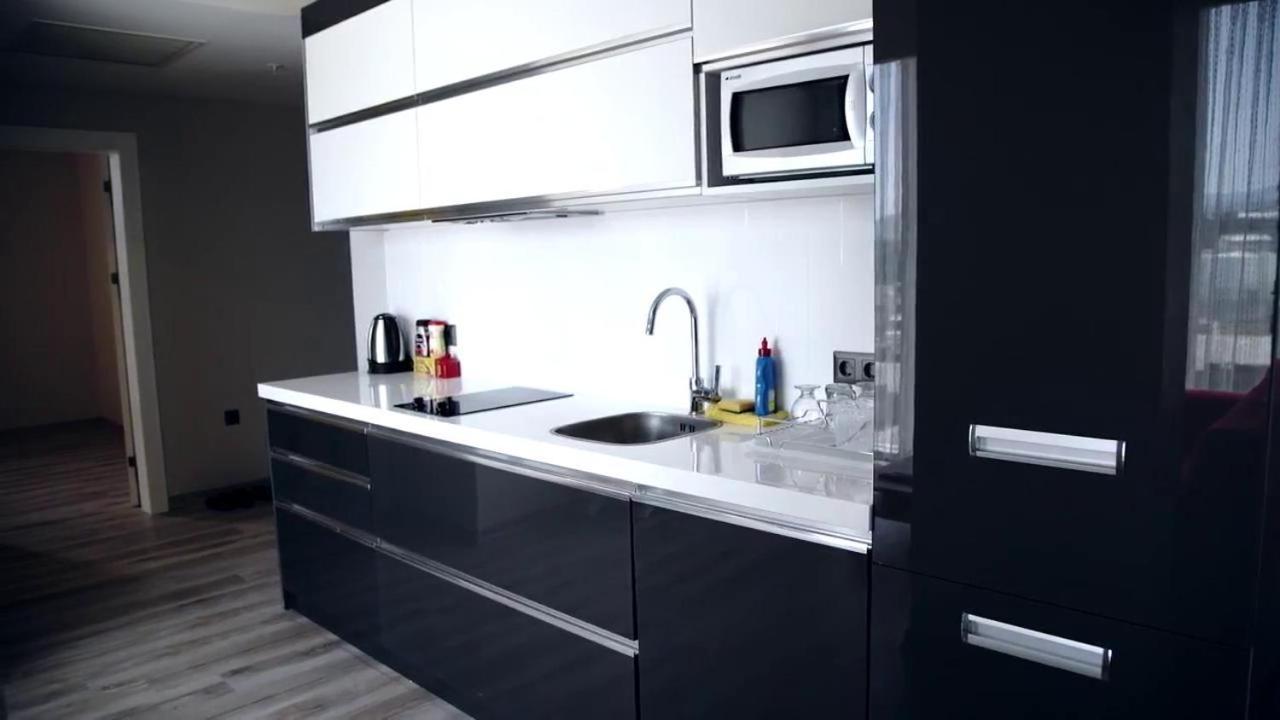 Demir Otel Bornova Bagian luar foto